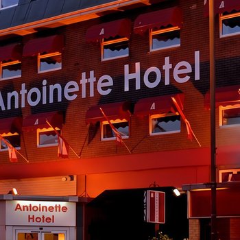 Antoinette Hotel Wimbledon