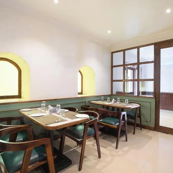 埃文紅寶石酒店