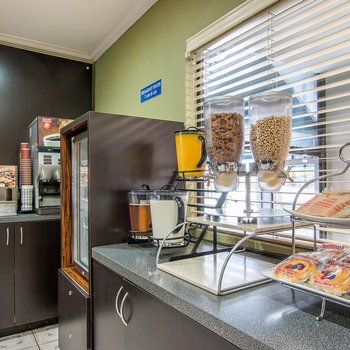 洛杉磯西比佛利山莊貝斯特韋斯SureStay酒店