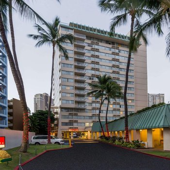 Ramada Plaza by Wyndham Waikiki