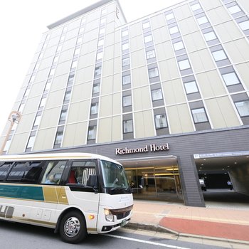 成田里士滿酒店