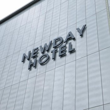 New Day Hotel