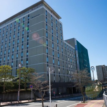 成田里士滿酒店