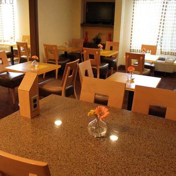 La Quinta Inn & Suites by Wyndham Miami Cutler Bay