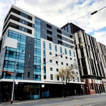 卡爾頓艾森絲酒店