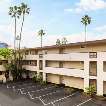 拉古娜海灘太平洋邊際酒店