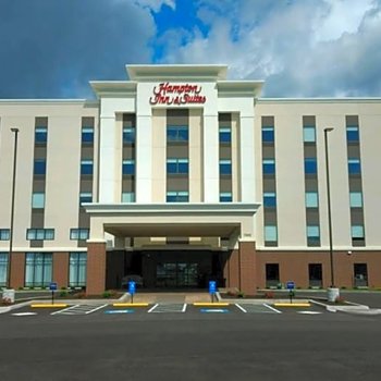 Hampton Inn & Suites Syracuse-North (Airport Area)