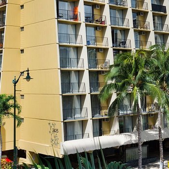 Castle Bamboo Waikīkī Hotel