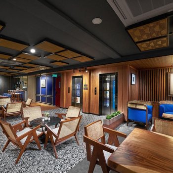 阿斯頓傑穆爾薩里酒店