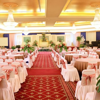 Danau Toba Hotel International