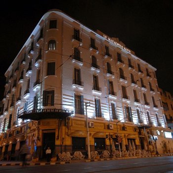 Le Metropole Luxury Heritage Hotel since 1902 by Paradise Inn Group