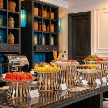 Manoir des Arts Hotel