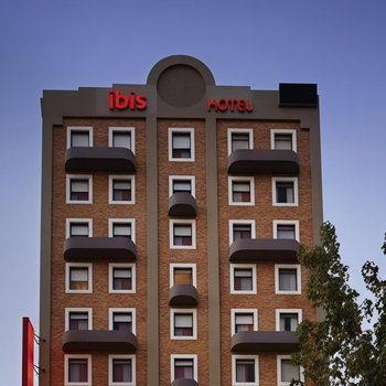 Ibis Perth