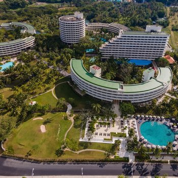 Pullman Phuket Karon Beach Resort