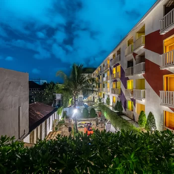 Bliss Surfer Hotel Legian