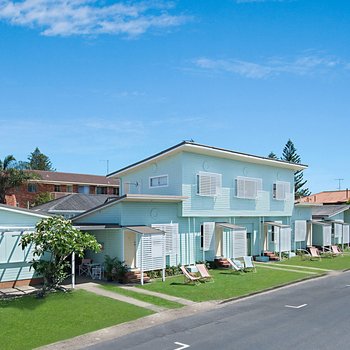 La Costa Beachside Motel