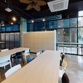 卡爾頓艾森絲酒店