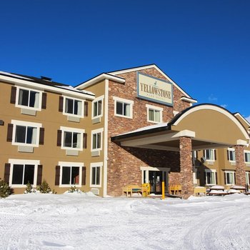 Yellowstone Park Hotel