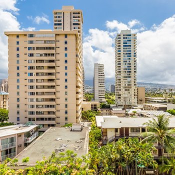 Bamboo Waikiki Apartment