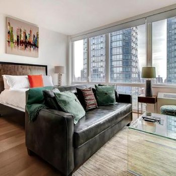 Global Luxury Suites at Sky