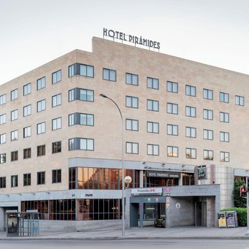 Hotel Acta Piramides