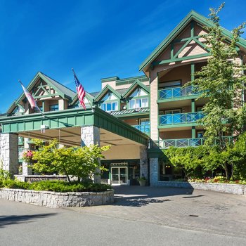 Pinnacle Hotel Whistler