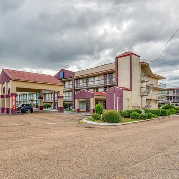 OYO Hotel Jackson North I-55