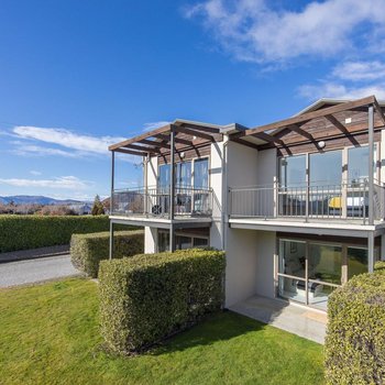 瓦娜卡湖橡樹嶺酒店