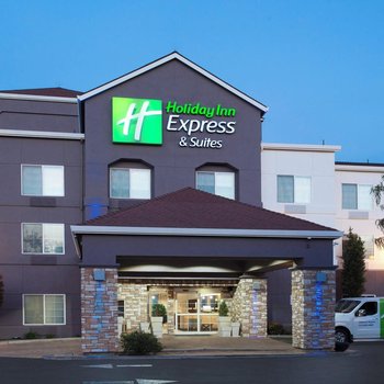 Holiday Inn Express & Suites Oakland-Airport