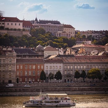 Carlton Hotel Buda Castle