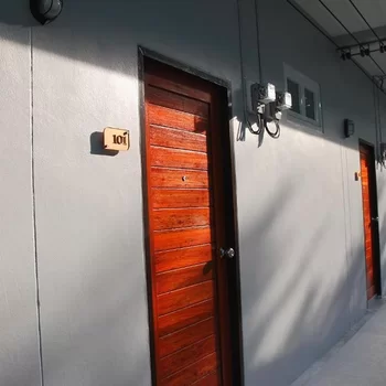 普吉島斯努茲酒店-免費接送至邦榮碼頭