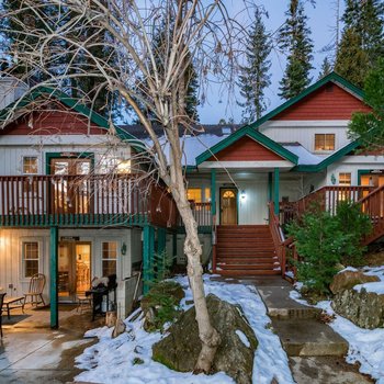 優勝美地公園內冬季仙境酒店