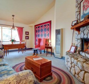 Baywood Inn Bed & Breakfast