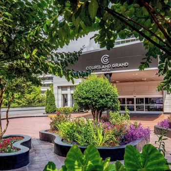 Courtland Grand Hotel, Trademark Collection by Wyndham