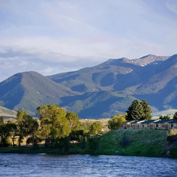 黃石谷小屋-阿桑德連鎖酒店