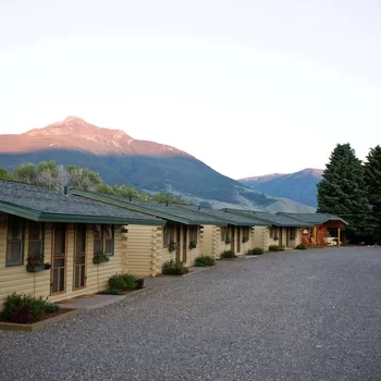 黃石谷小屋-阿桑德連鎖酒店