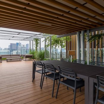 Ceylonz Suite Kuala Lumpur, Roam