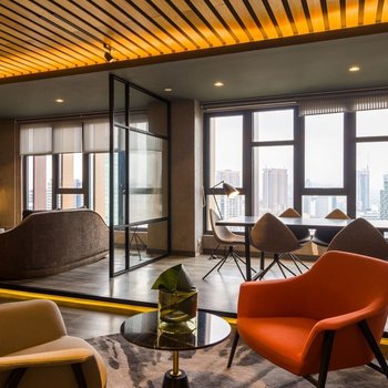 Ceylonz Suite Kuala Lumpur, Roam