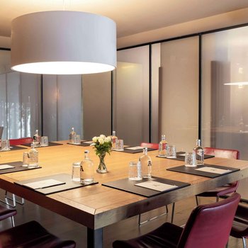 Alexandra Barcelona Hotel, Curio Collection by Hilton