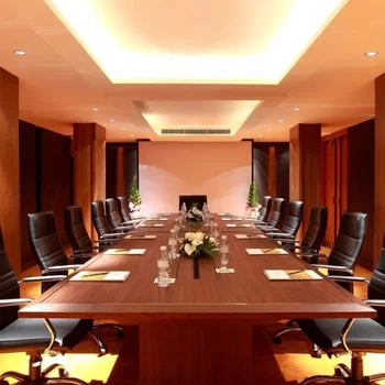 奈泰海灘度假村