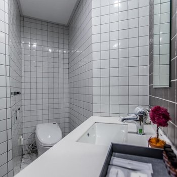 Bluespring Boutique Hotel