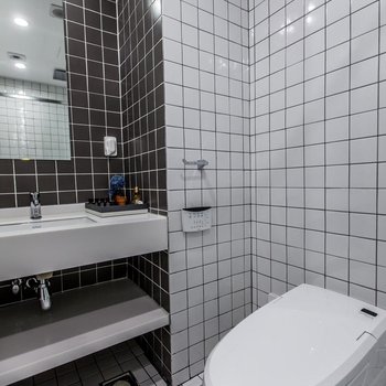 Bluespring Boutique Hotel