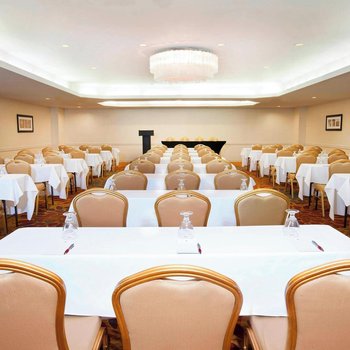 尼亞加拉瀑布萬豪酒店