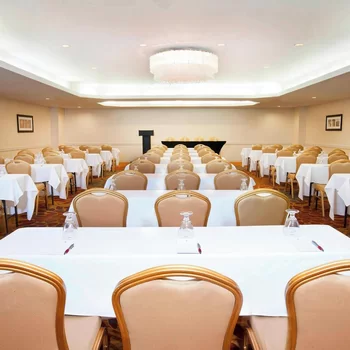 尼亞加拉瀑布萬豪酒店