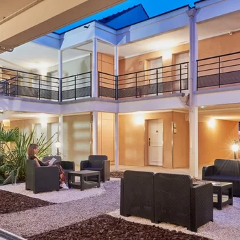 美麗的城堡酒店