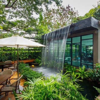 Parc Borough City Resort