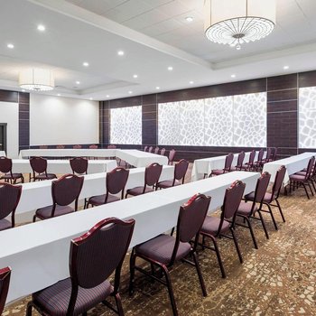 Four Points by Sheraton Chicago O'Hare Airport