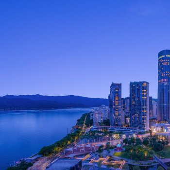 Four Seasons Loft International Hotel Apartment (Shenzhen Yihai City Mall)