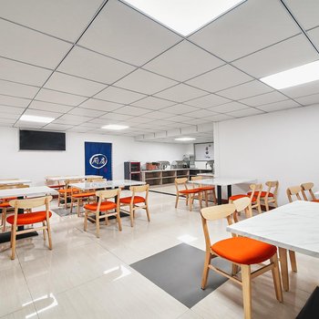 Z輕居酒店(珠海華發商都北山大院店)