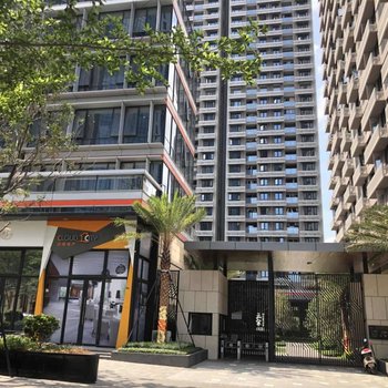 Shengang Executive Apartment (Shenzhen Vanke Yuncheng)